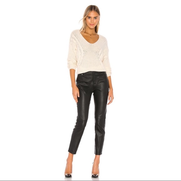 Heartloom Evon Sweater in Ivory - Picture 4 of 7